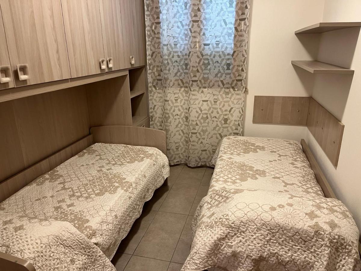 Holiday House La Rosa Terricciola Extérieur photo