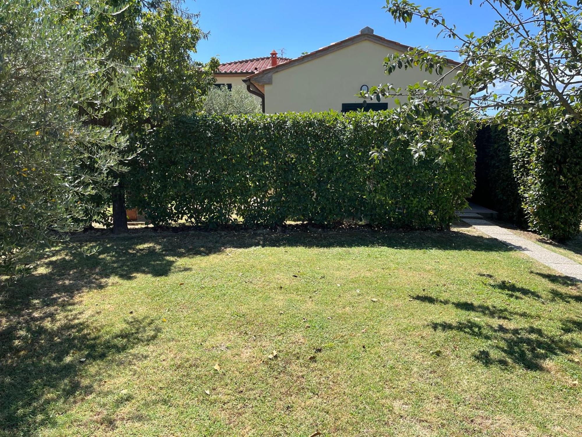Holiday House La Rosa Terricciola Extérieur photo
