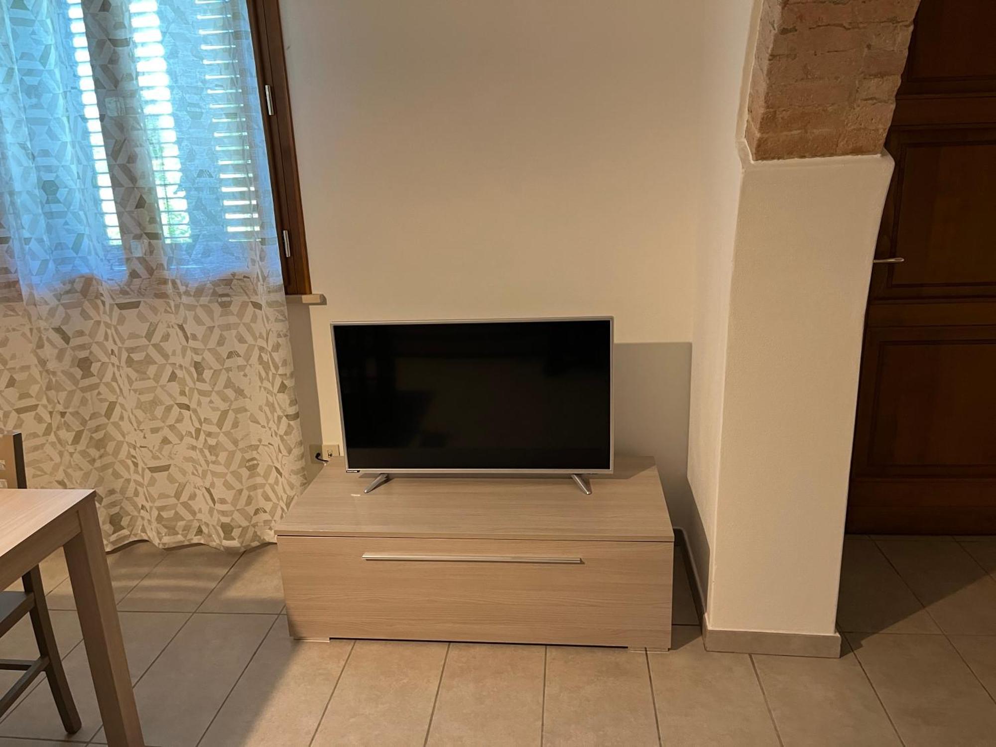 Holiday House La Rosa Terricciola Extérieur photo